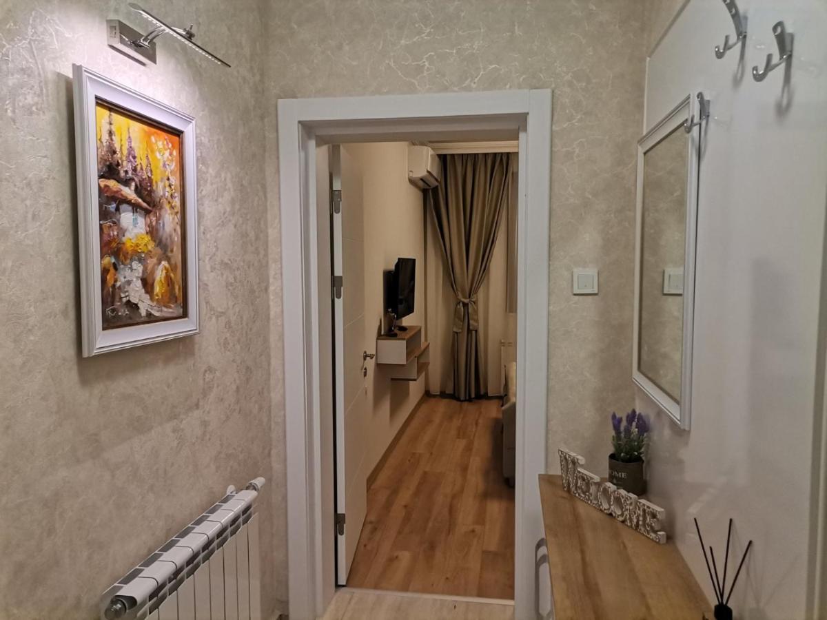 Family Boutique Residence-Free Parking เวลีคอเทอร์โนโว ภายนอก รูปภาพ